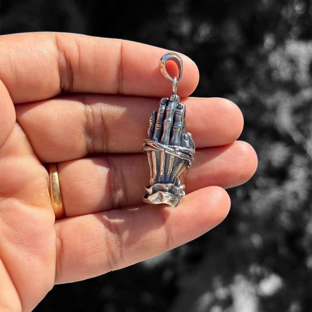 Solid 925 Sterling Silver Prayer Hands Pendent - image 4